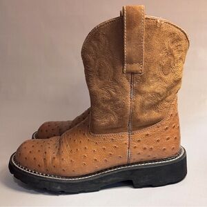 Ariat Fatboy Ostrich print roper boots 9B Camel color